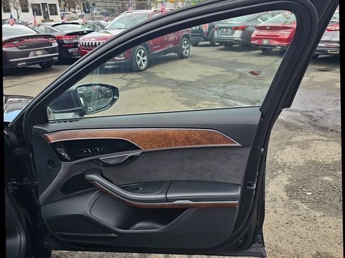 Used 2021 Audi A8 L 3.0T image 13