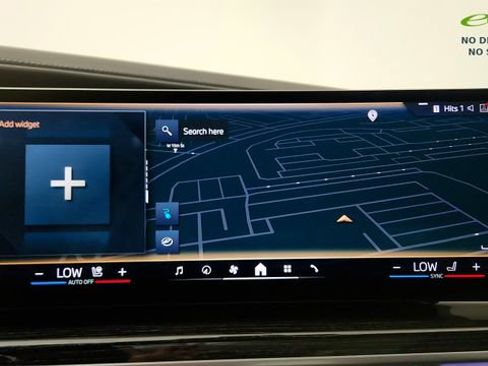 Used 2025 BMW i7 xDrive60 w/ Executive Package RWD image 61