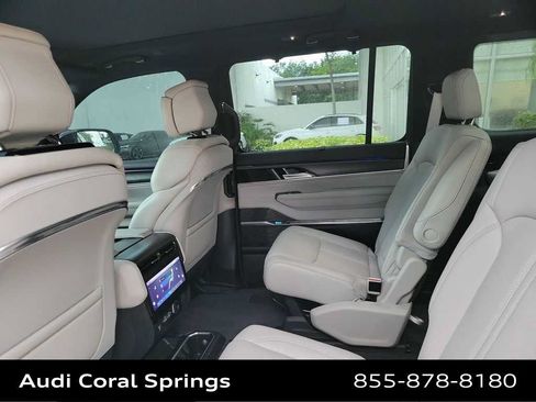 Used 2026 Jeep Grand Wagoneer Summit w/ Premium Group III AWD/4WD image 20