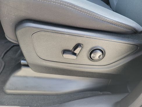 Used 2023 RAM 1500 Big Horn AWD/4WD image 20