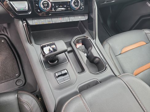 Used 2023 GMC Sierra 1500 AT4 w/ AT4 Premium Package image 26