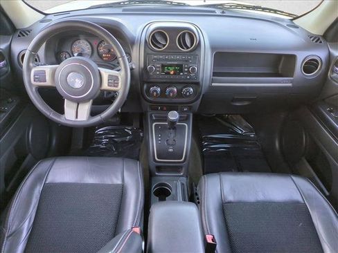 Used 2017 Jeep Patriot 75th Anniversary w/ Power Value Group image 16