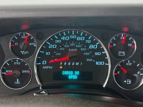 Used 2024 Chevrolet Express 2500 image 15