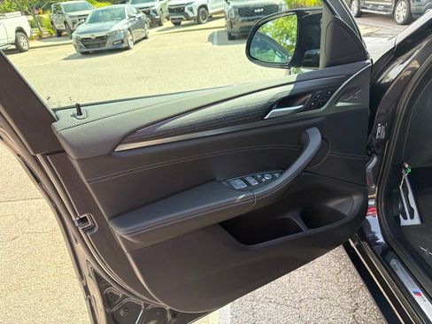 Used 2023 BMW X4 M40i AWD/4WD image 24