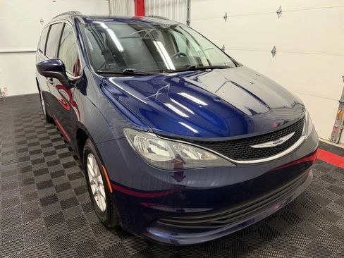 Used 2020 Chrysler Voyager Lxi FWD image 6