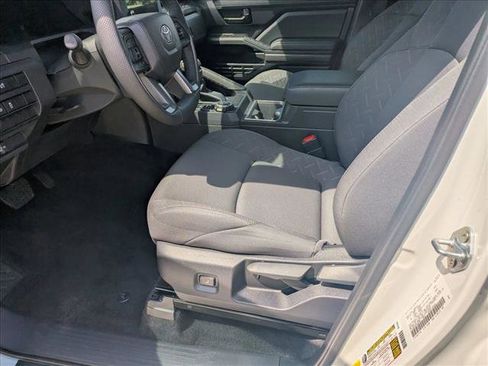 Certified 2024 Toyota Tacoma SR5 AWD/4WD image 13