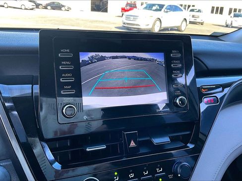 Used 2021 Toyota Camry LE w/ Carpet Mat Package (TMS) image 19