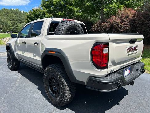 New 2026 GMC Canyon AT4X w/ AT4X AEV Edition AWD/4WD image 24