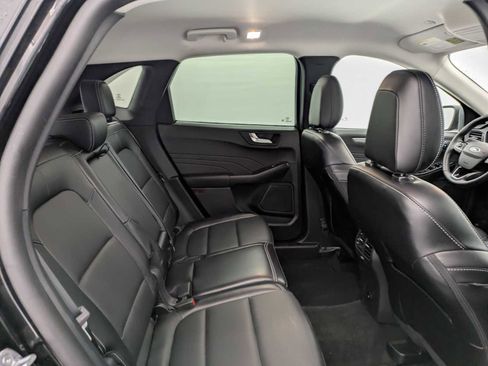 Used 2025 Ford Escape Platinum image 21