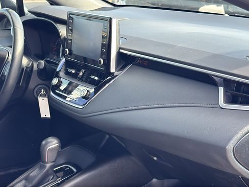 Used 2020 Toyota Corolla SE image 26