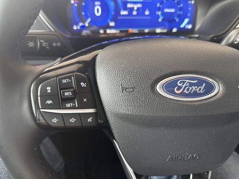 Used 2022 Ford Escape Titanium w/ Class II Trailer Tow Package AWD/4WD image 26
