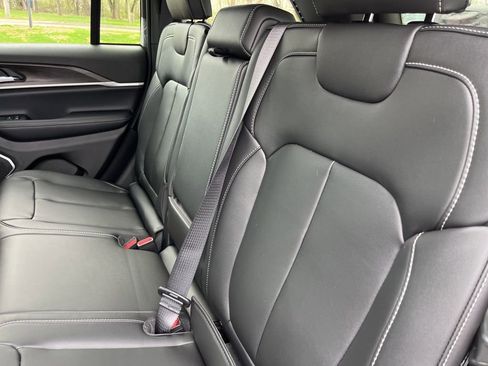 New 2026 Jeep Grand Cherokee Limited w/ Limited Altitude Package image 40