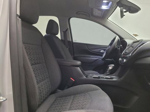 Used 2022 Chevrolet Equinox LT AWD/4WD image 21