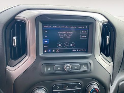 Used 2021 Chevrolet Silverado 1500 Custom AWD/4WD image 24