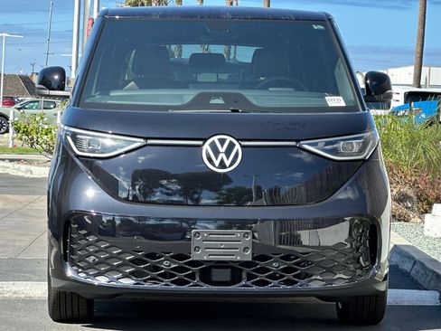 New 2025 Volkswagen ID. Buzz Pro S image 3