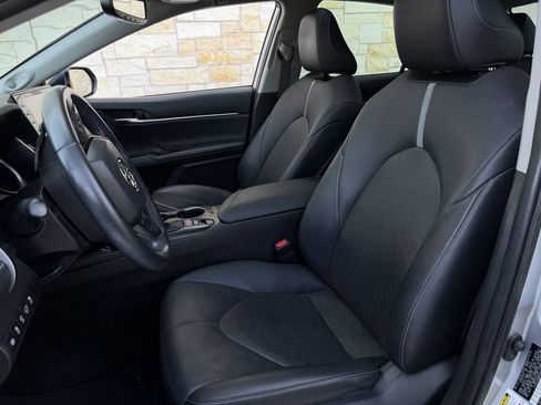 Used 2021 Toyota Camry XSE w/ Navigation Package FWD image 26
