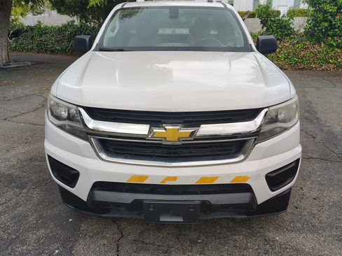 Used 2016 Chevrolet Colorado W/T w/ WT Convenience Package image 3