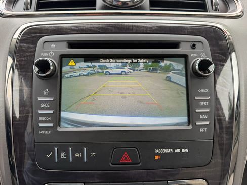 Used 2017 Buick Enclave Leather FWD image 14