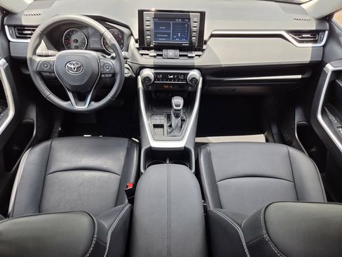 Used 2022 Toyota RAV4 XLE Premium FWD image 12