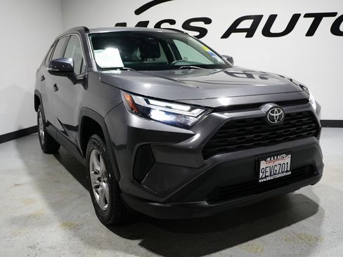Used 2023 Toyota RAV4 XLE image 6