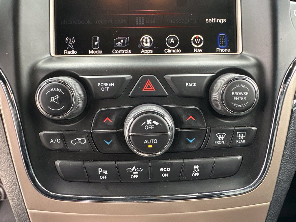 Used 2015 Jeep Grand Cherokee Overland w/ Advanced Technology Group AWD/4WD image 34