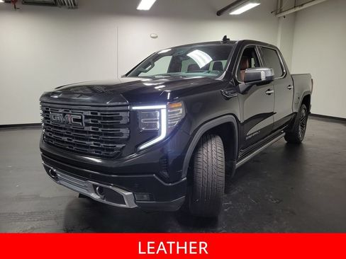 Used 2022 GMC Sierra 1500 Denali Ultimate AWD/4WD image 4