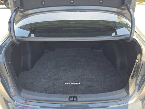 Certified 2024 Toyota Corolla SE w/ SE Premium Package FWD image 15