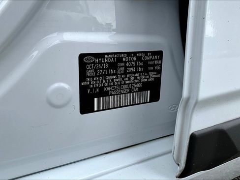Used 2019 Hyundai Ioniq SEL FWD image 33