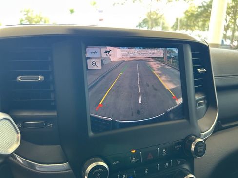 Used 2022 RAM 3500 Laramie image 9