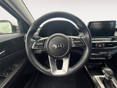 Used 2019 Kia Forte S image 12