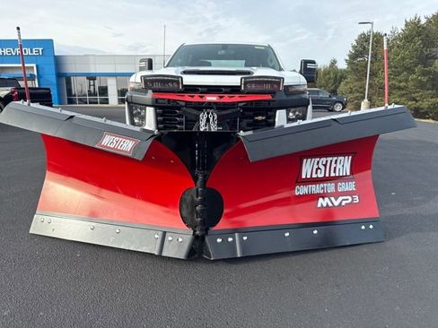 Used 2022 Chevrolet Silverado 2500 W/T w/ WT Convenience Package image 2