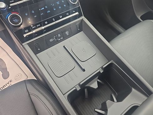 Used 2026 Hyundai Santa Fe Calligraphy image 26