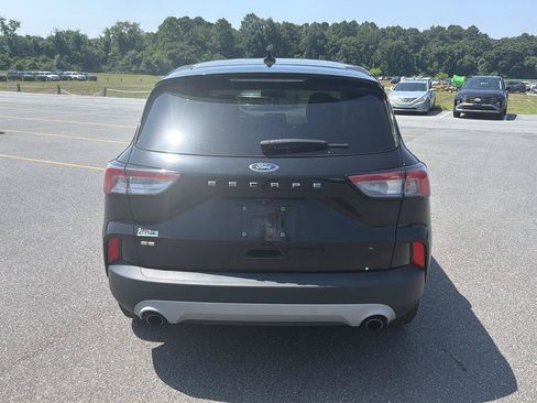 Used 2022 Ford Escape SE FWD image 4