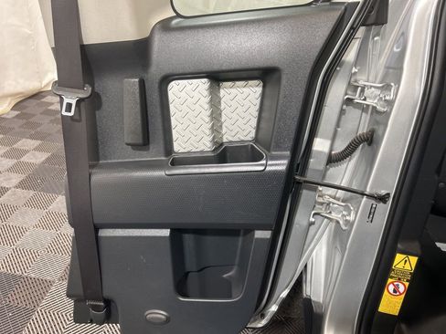 Used 2008 Toyota FJ Cruiser Base image 14