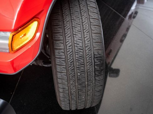 Used 2024 Jeep Wrangler Unlimited image 38