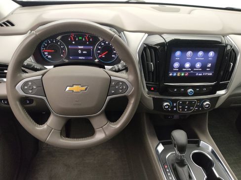 Used 2021 Chevrolet Traverse LT FWD image 22