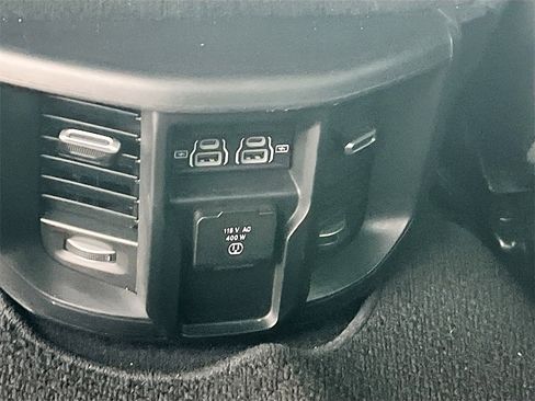 Used 2024 RAM 3500 Laramie w/ Sport Appearance Package image 26