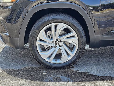 Used 2023 Volkswagen Atlas SE FWD image 9