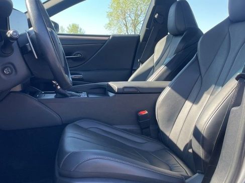 Used 2023 Lexus ES 300h F Sport FWD image 12