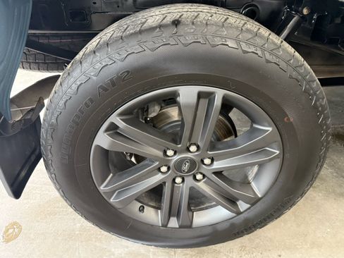 Used 2023 Ford F150 Lariat w/ Equipment Group 502A High AWD/4WD image 42
