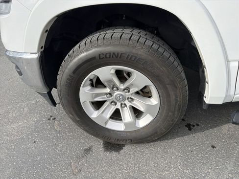 Certified 2020 RAM 1500 Laramie w/ Off Road Group image 16