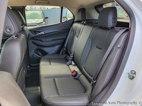 New 2025 Buick Encore GX Sport Touring image 9