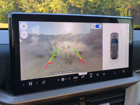 New 2026 Ford Explorer Active w/ Active Comfort Package image 21