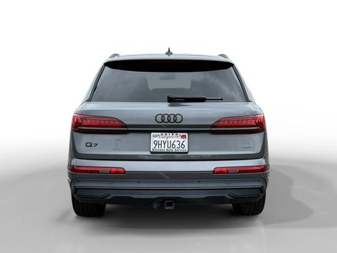 Used 2023 Audi Q7 3.0T Premium Plus w/ Premium Plus Package AWD/4WD image 4