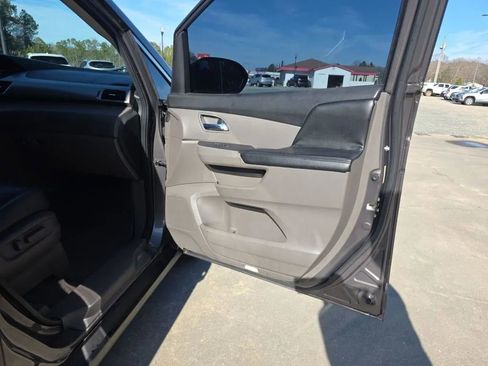 Used 2016 Honda Odyssey SE image 50