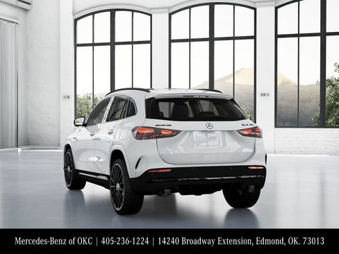 New 2026 Mercedes-Benz GLA 35 AMG 4MATIC image 27