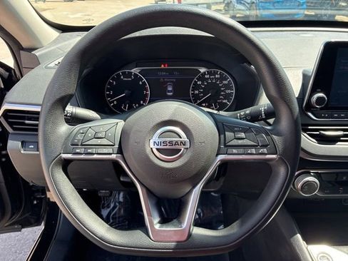 Used 2020 Nissan Altima 2.5 S FWD image 25