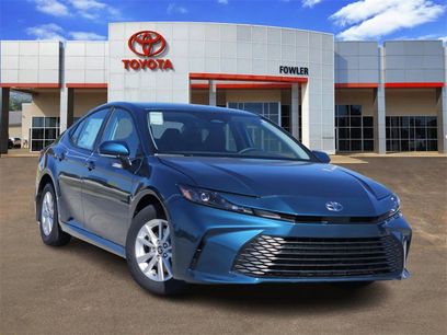 New 2026 Toyota Camry LE w/ Convenience Package