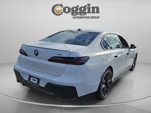 New 2026 BMW i7 eDrive50 w/ M Sport Package image 4