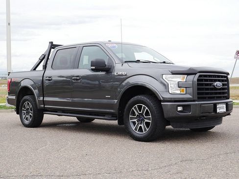 Used 2015 Ford F150 XLT w/ Equipment Group 302A Luxury AWD/4WD image 8